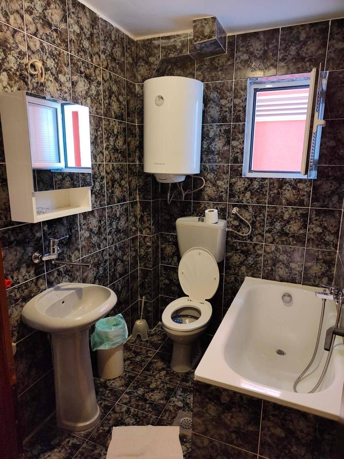 Apartments Drobni Pijesak Petrovac الغرفة الصورة