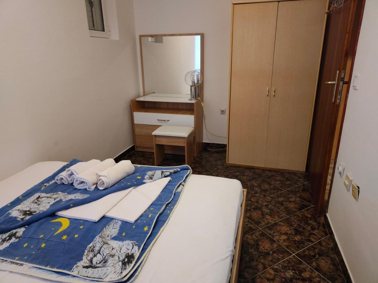 Apartments Drobni Pijesak Petrovac الغرفة الصورة