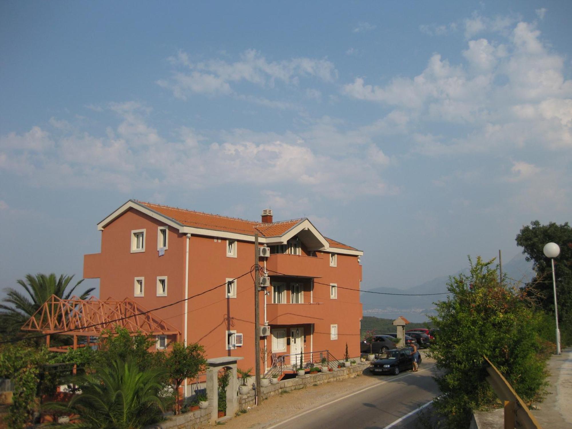 Apartments Drobni Pijesak Petrovac المظهر الخارجي الصورة