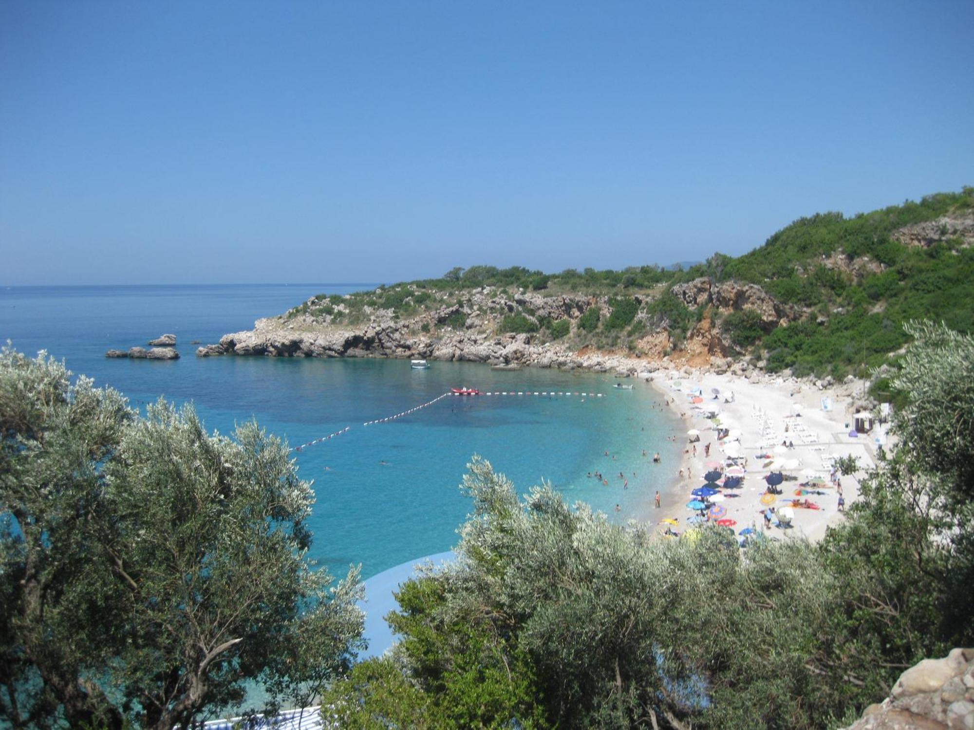 Apartments Drobni Pijesak Petrovac المظهر الخارجي الصورة