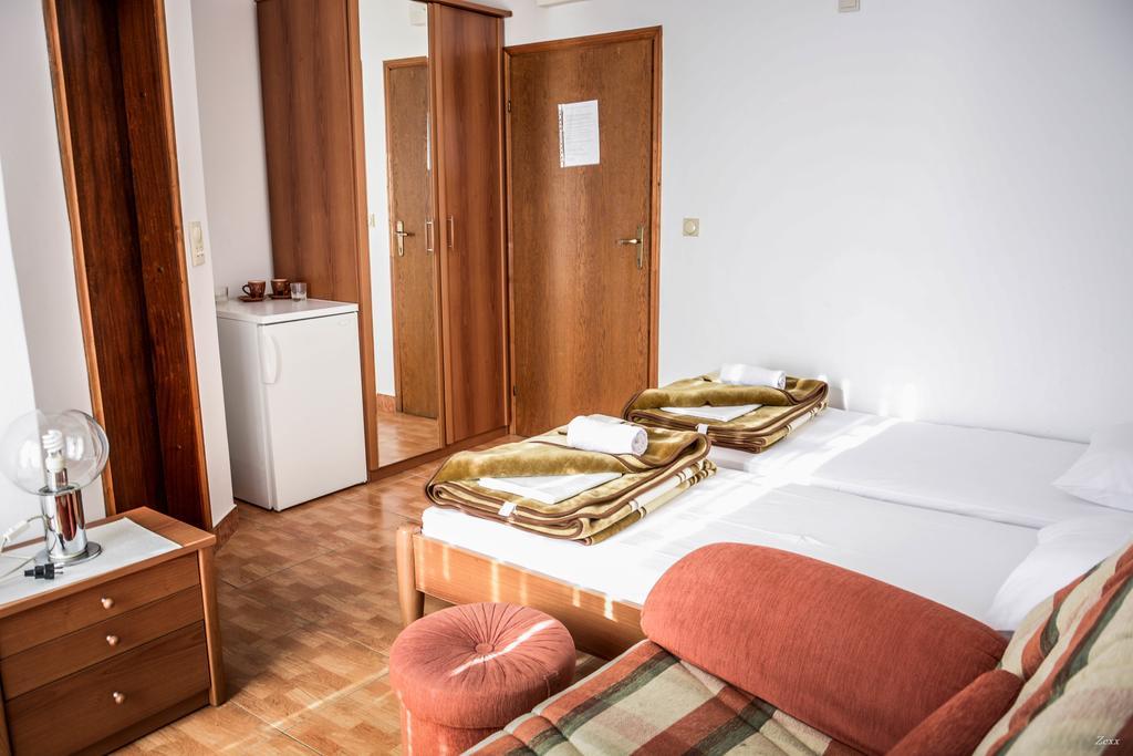 Apartments Drobni Pijesak Petrovac المظهر الخارجي الصورة