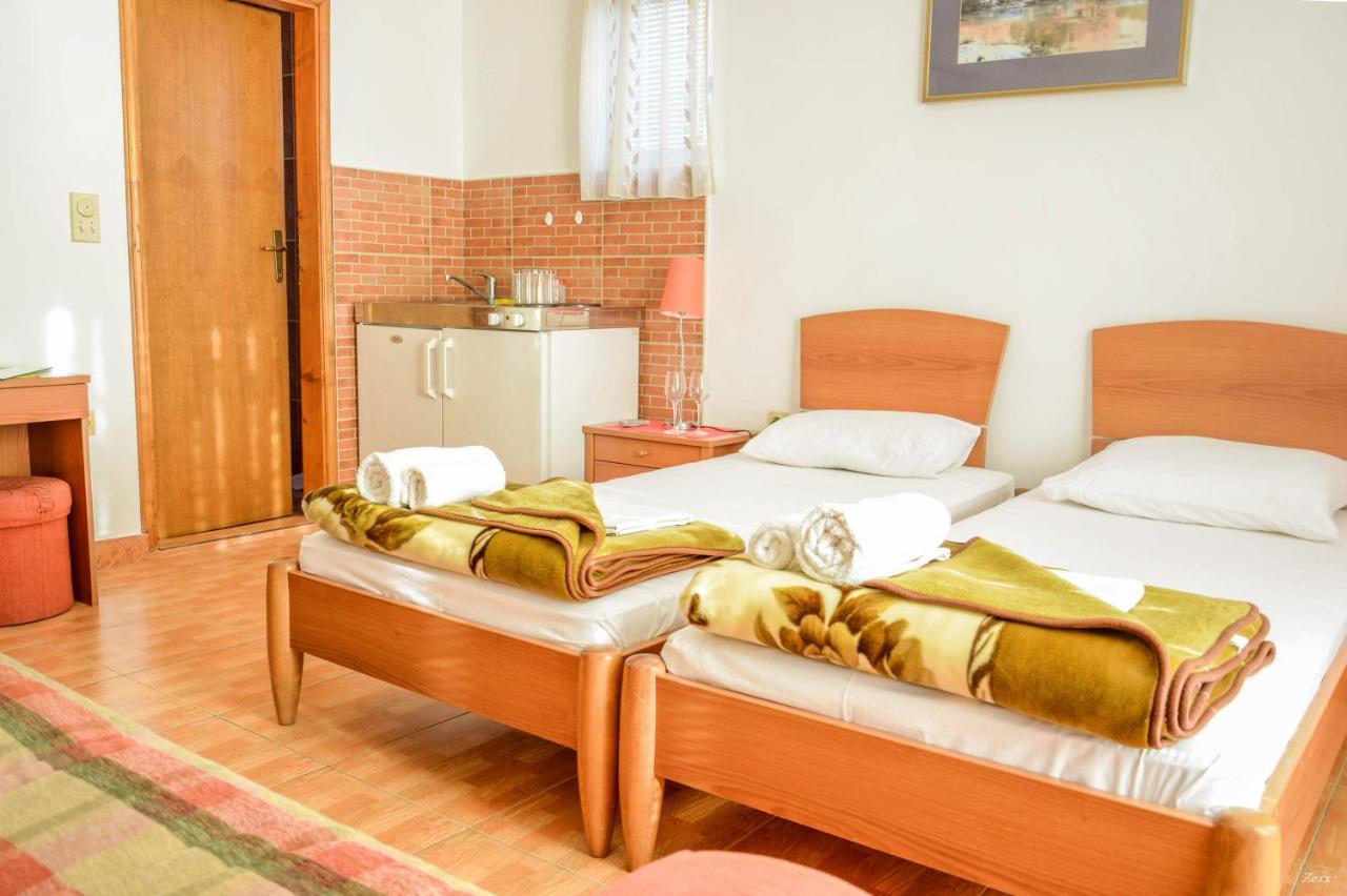 Apartments Drobni Pijesak Petrovac المظهر الخارجي الصورة